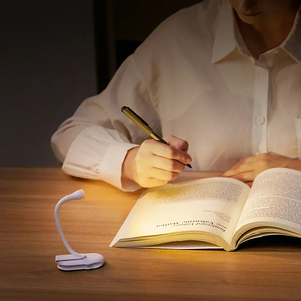 Flexible LED Clip-On Reading Light with Gooseneck