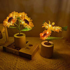 Adjustable USB Rechargeable Sunflower LED Night Light Lamp with Flexible Stem
