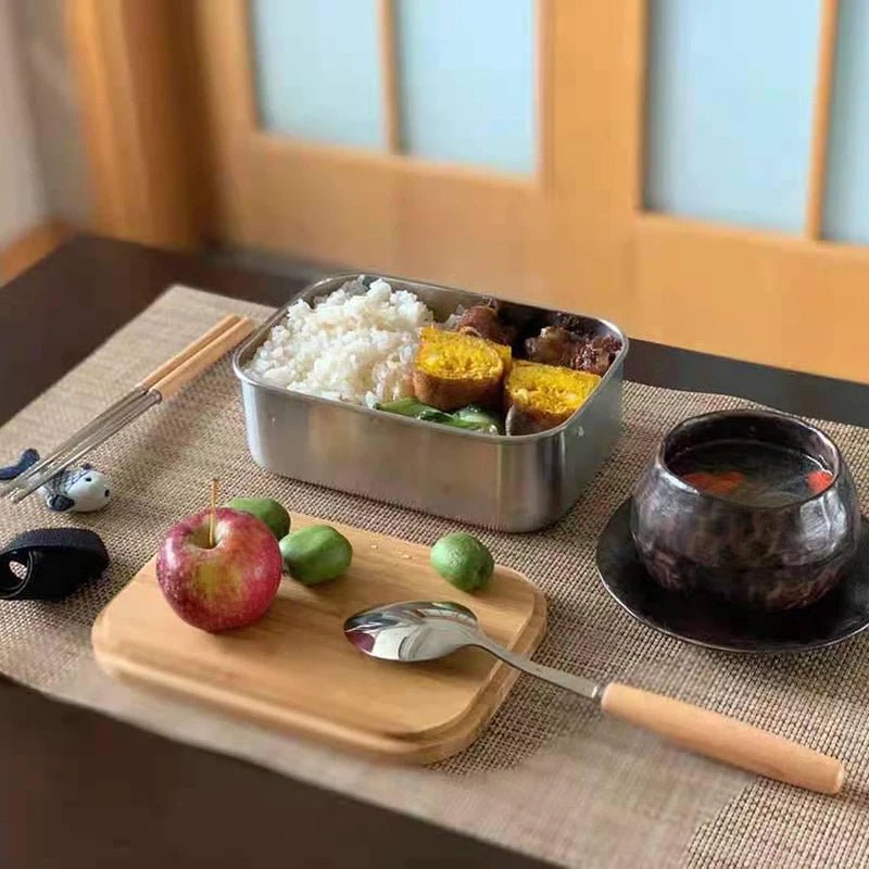 Stainless Steel Lunchbox with Wooden Lid